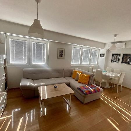 סקופיה New Cozy Apartment מראה חיצוני תמונה