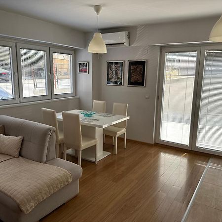 סקופיה New Cozy Apartment מראה חיצוני תמונה