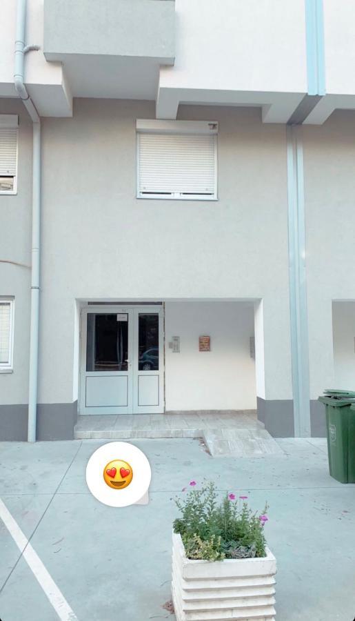 סקופיה New Cozy Apartment מראה חיצוני תמונה